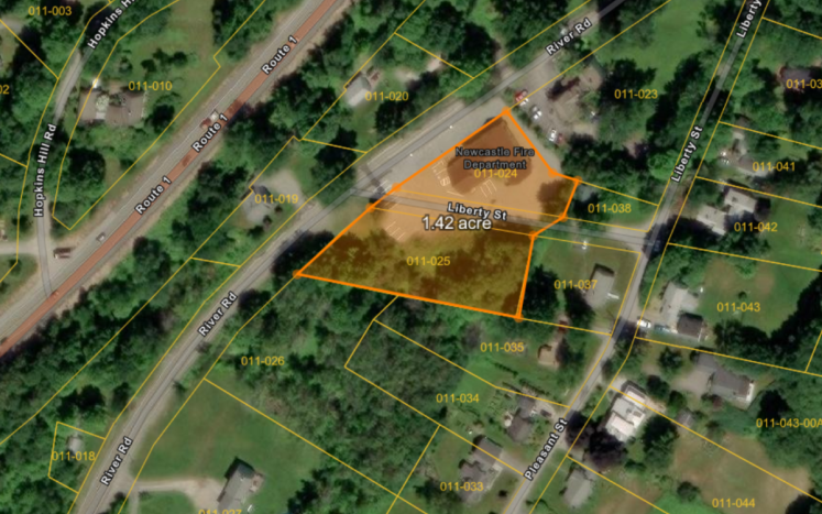 visual of map 011, lots 24 and 25